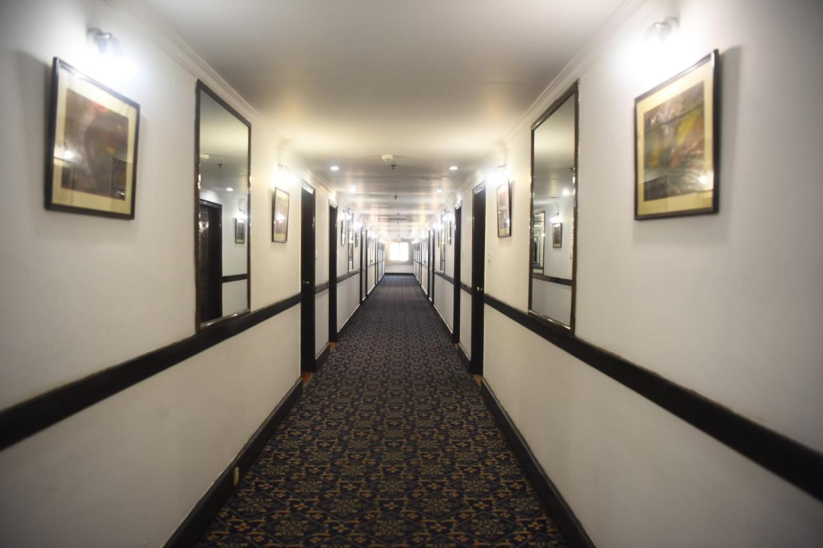 Mehran Hotel 卡拉奇 外观 照片