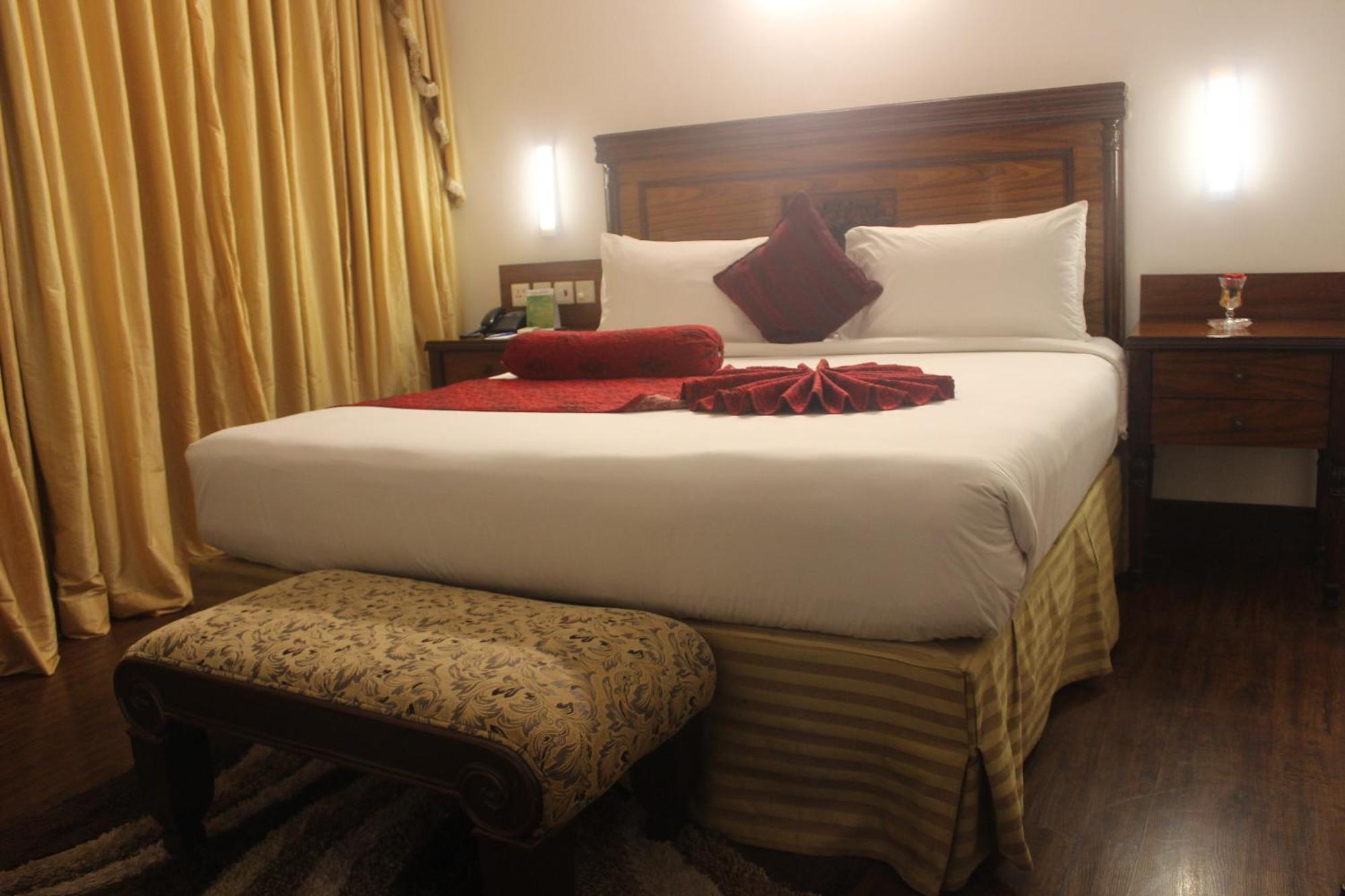 Mehran Hotel 卡拉奇 外观 照片